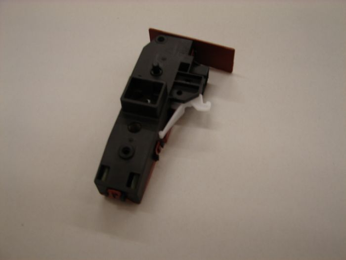DC64-02032A Samsung Washer Door Lock Switch