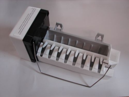 D7824706QCM Amana Whirlpool Refrigerator Icemaker Assembly 